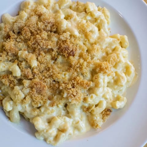 Tinis creamy mac and cheese